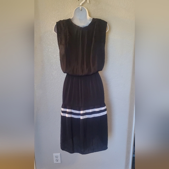 Simply Vera Vera Wang Pintuck Black Midi Dress with White Stripes Size XL - Picture 4 of 7